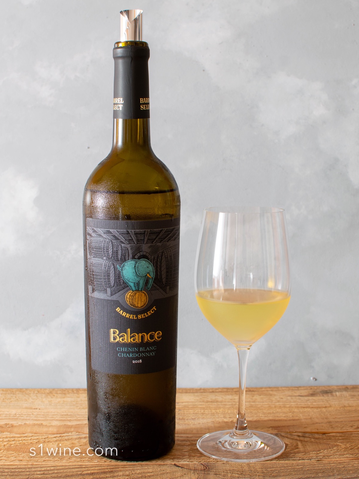 南アフリカ-白ワイン / Balance BARREL SELECT CHENIN BLANC CHARDONNAY 2018 | 週1ワイン